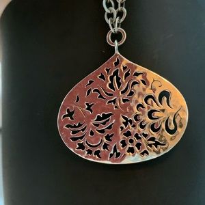 Lois Hill for Tommy Bahama